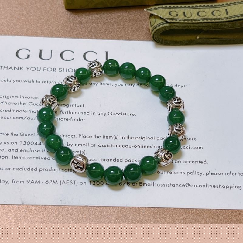 G*u*i bracelets